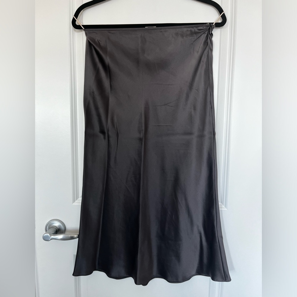 Wilfred grey satin skirt